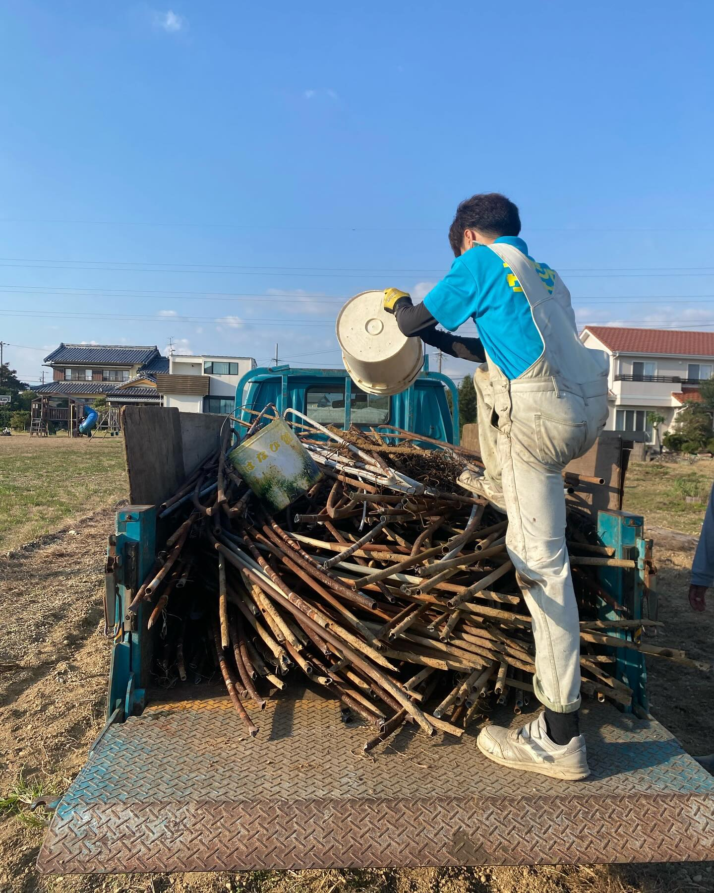 ビニールハウスの解体作業ー！