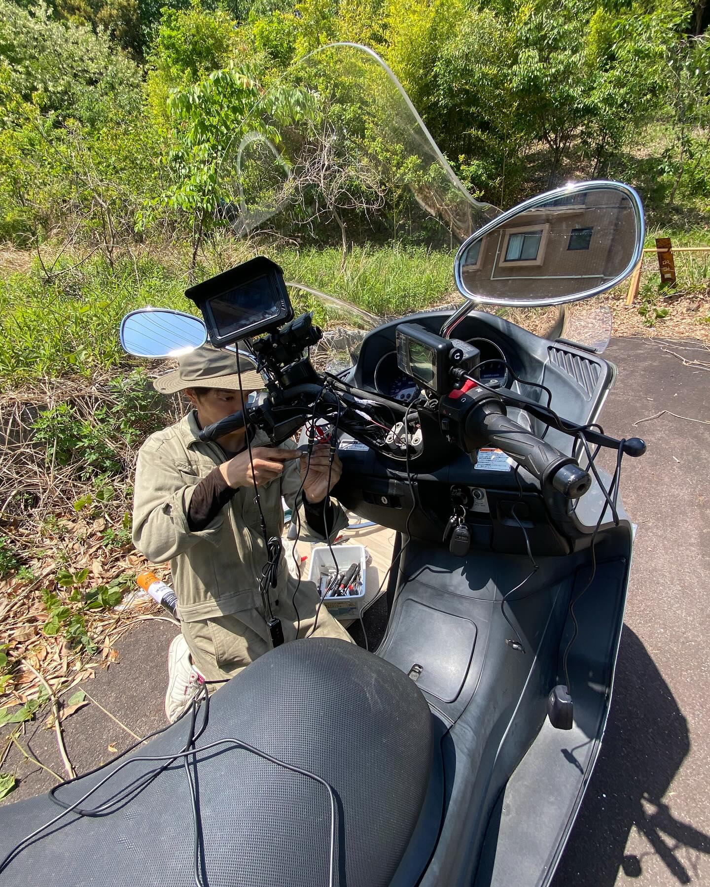 ドライブレコーダー取り付け作業ー!