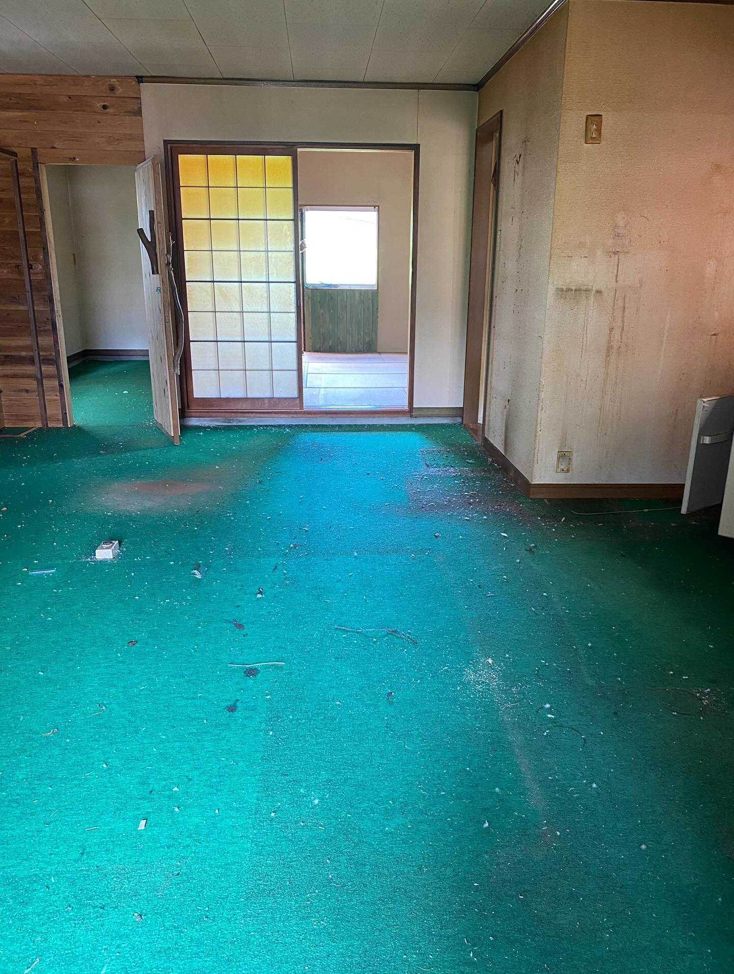 空き家の片付けー！