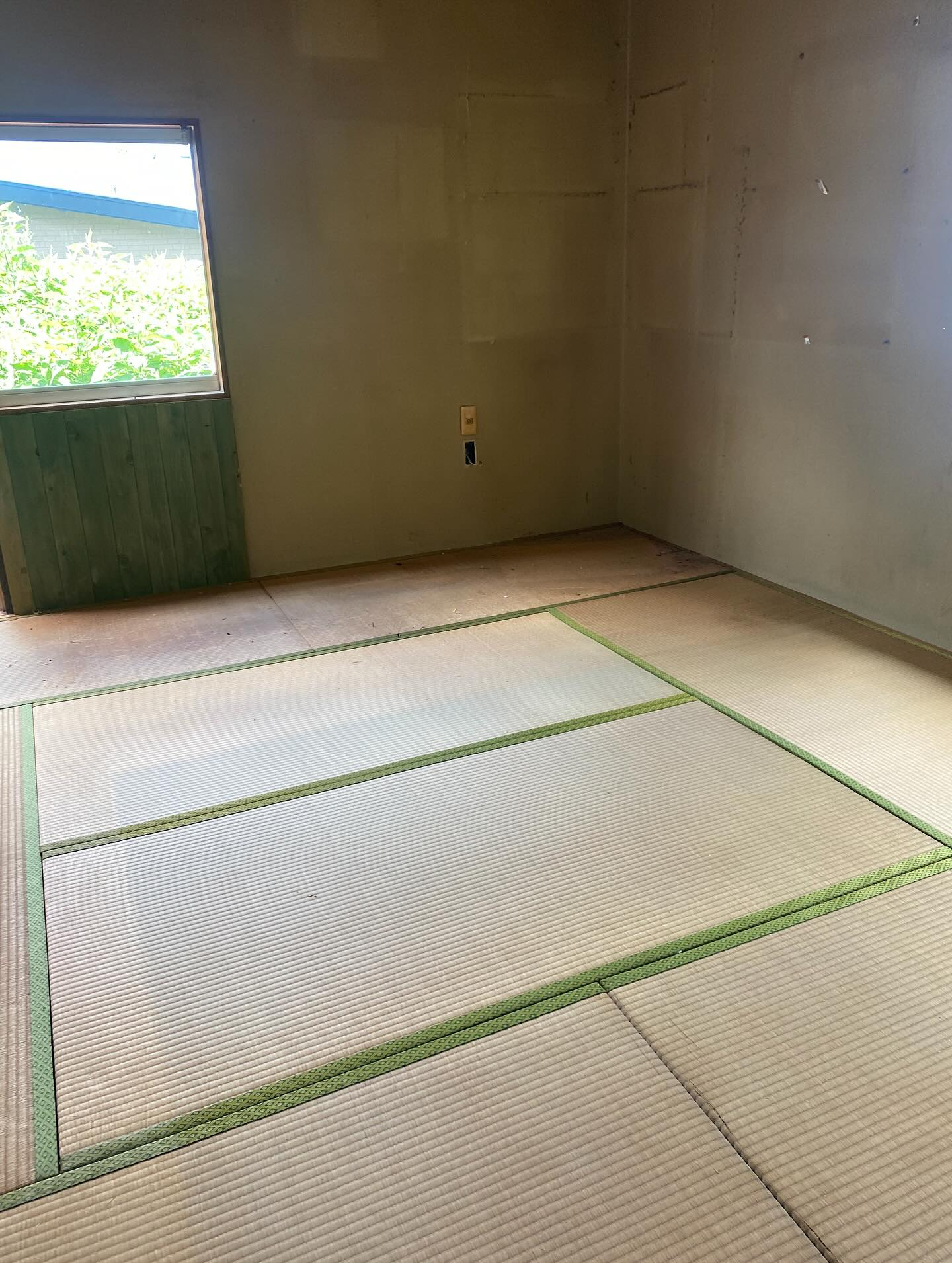 空き家の片付けー！