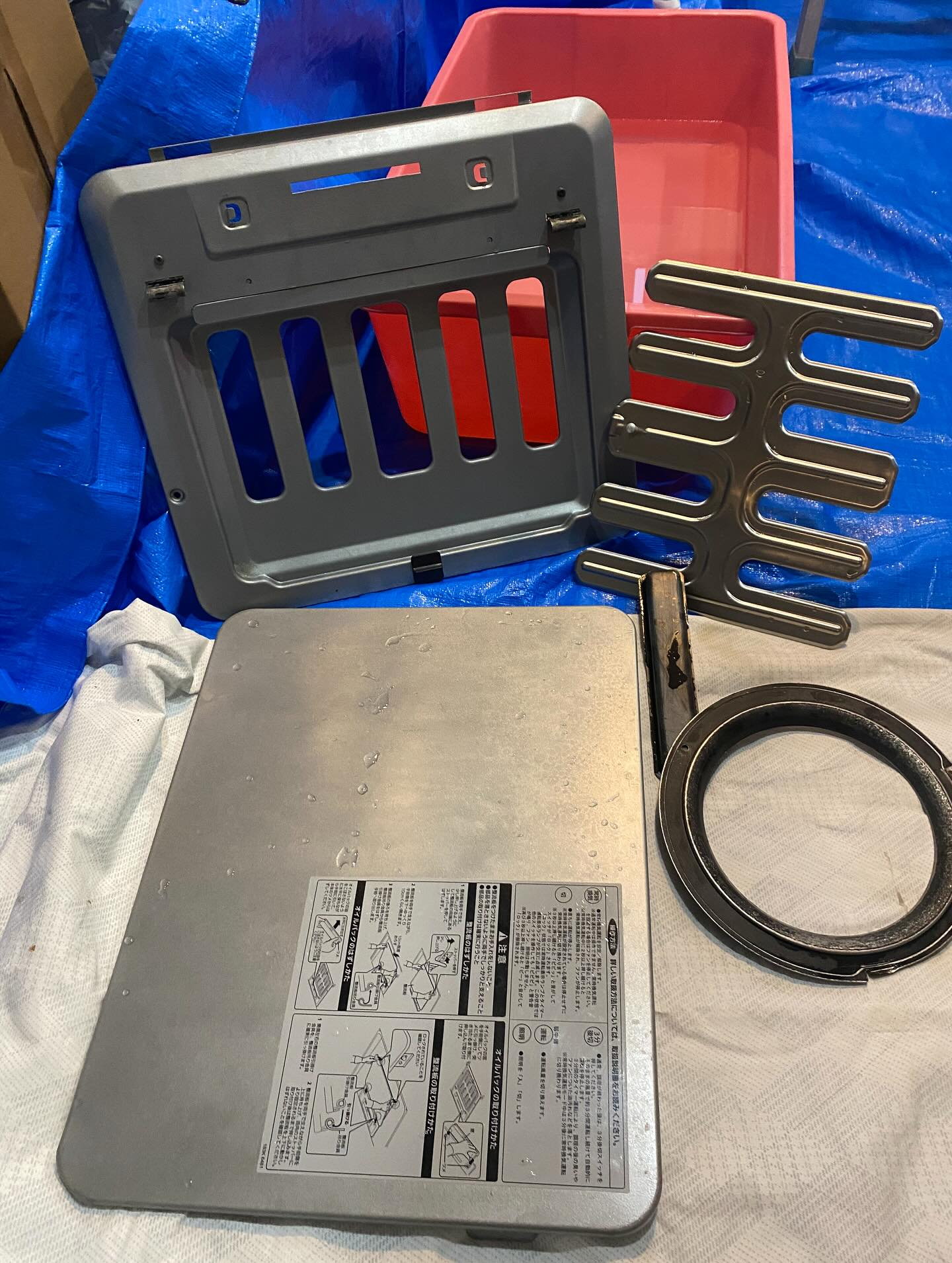 換気扇のお掃除ー！